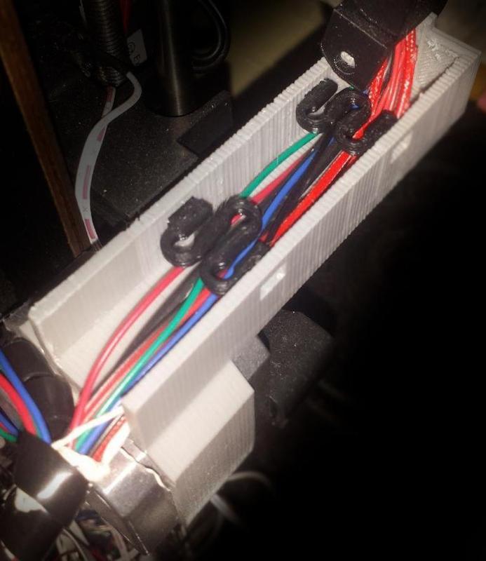 Q&D-optimized Motor-Mount for 10x20 cable-chain