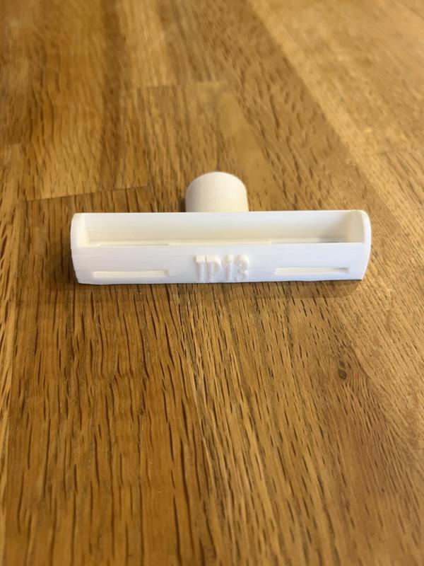 iPhone 13 Stand