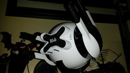 Poseable gun mount for spring