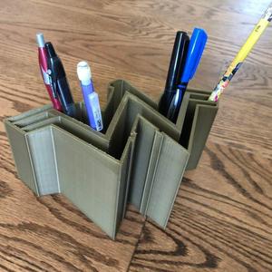 Wonder Woman Logo Pencil Holder