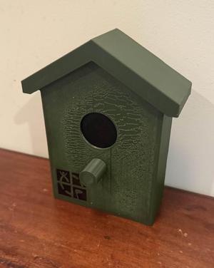 Magnetic-perch Gadget Cache Birdhouse Geocache