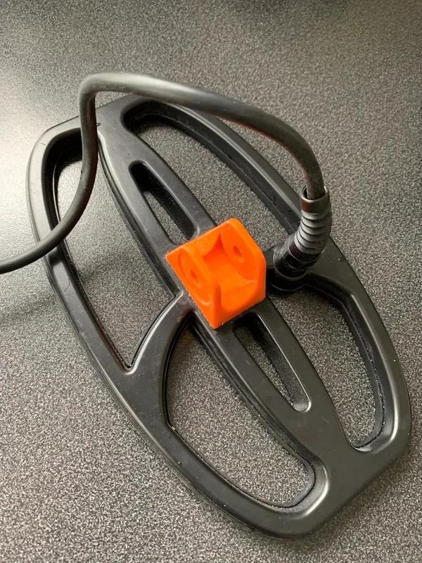 Quest X X5 replacement coil hinge   