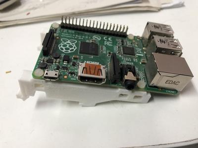 Rasberry pi din rail adapter