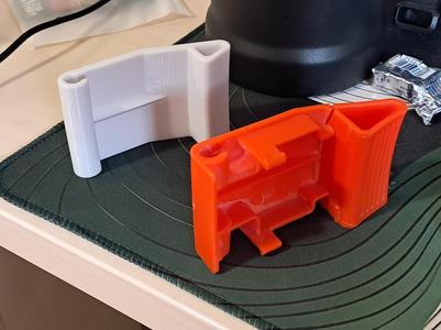 Dnipro-M VCW-20SA vacuum lid holder (Тримач кришки пилососа)