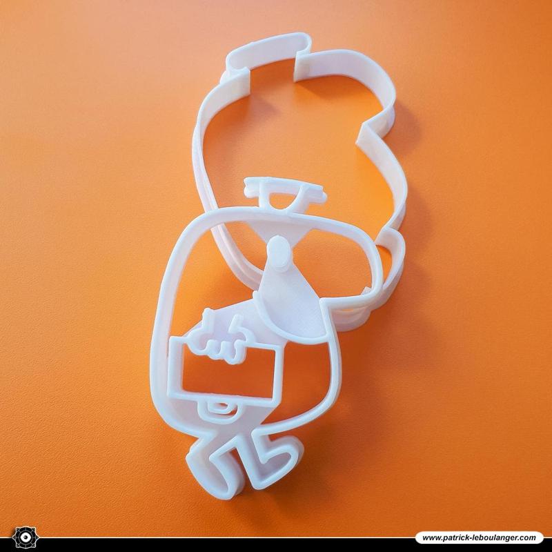MR. TOPSY-TURVY  COOKIE CUTTER