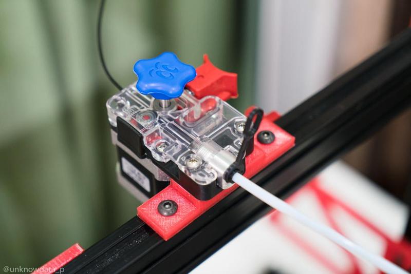 Simple SeeMeCNC EZR Struder Mount for AM8, 2020 Extrusion Printer, etc.