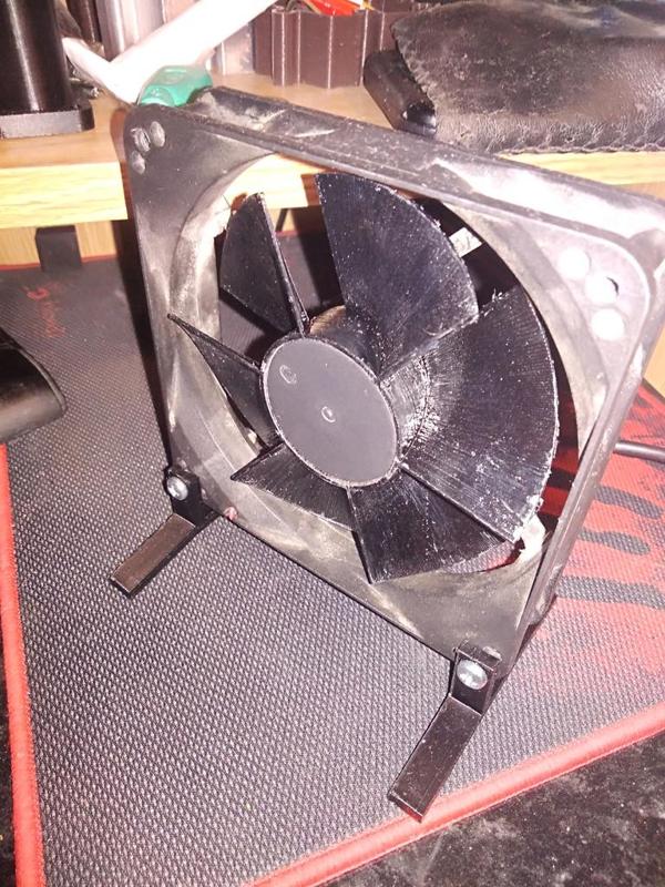 reverse blades 120 mm fan