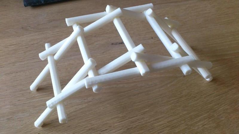 Leonardo da Vinci's self-supporting bridge (parametric)