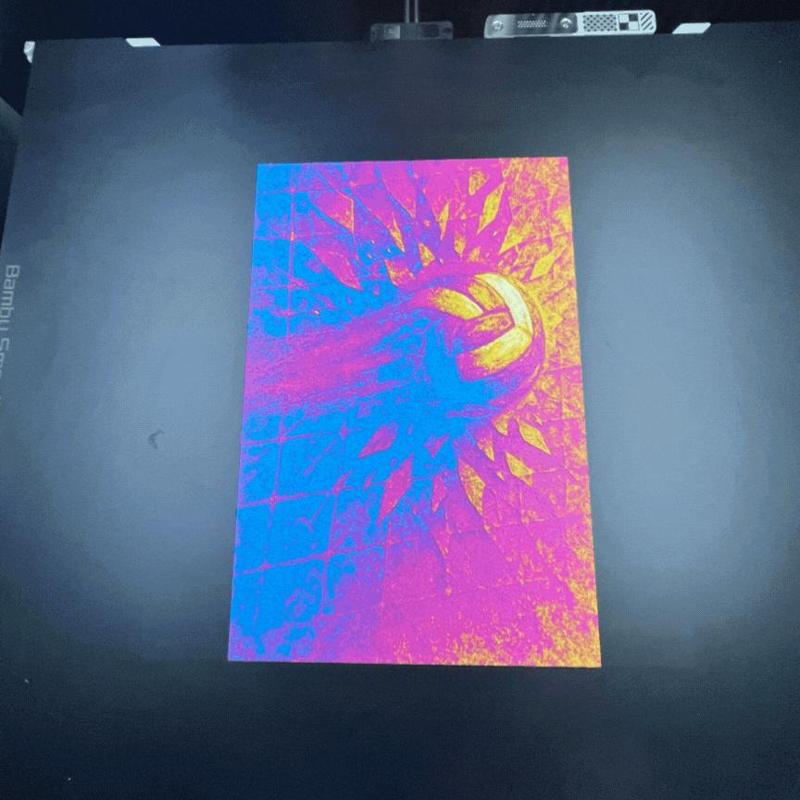 Sandstorm Spike (HueForge) — Serve & Blur