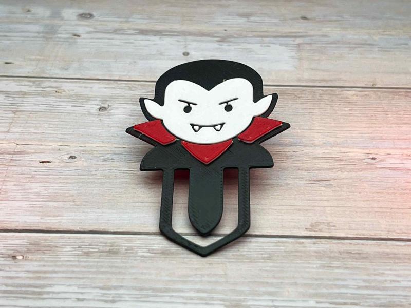 BookBuddies - Dracula Bookmark
