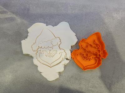 Grinch Cookie cutter