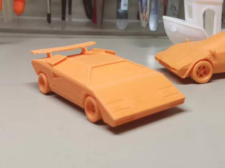 1:64 Lamborghini Countach