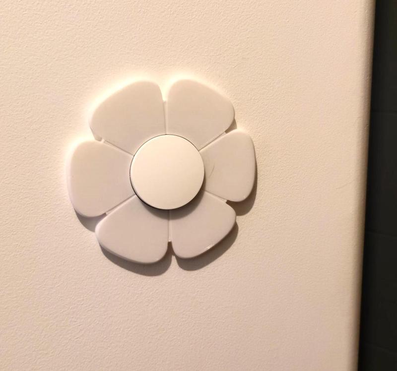 SINGLE-FLUSH FINISH SOCKET COVER DOOXIE LEGRAND