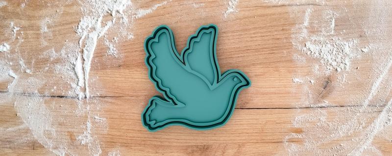 Pidgeon cookie cutter