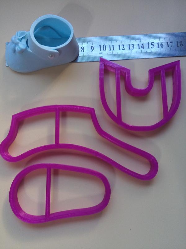 Baby Shoes. Cutting in Pieces