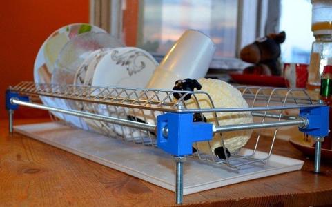 Stand for dishes and plates drainboard