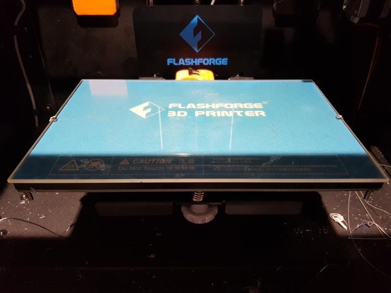 New way to fix a glass bed to a Creator Pro?