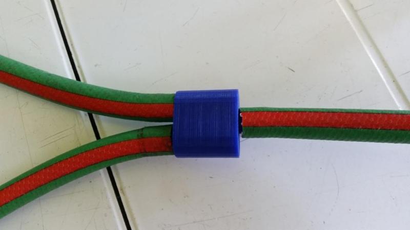 Gartenschlauch 1/2 Zoll Anschluss 1 auf 2 Adapter / Garden Hose 1-2 inch Connector / 2 in one Adapter