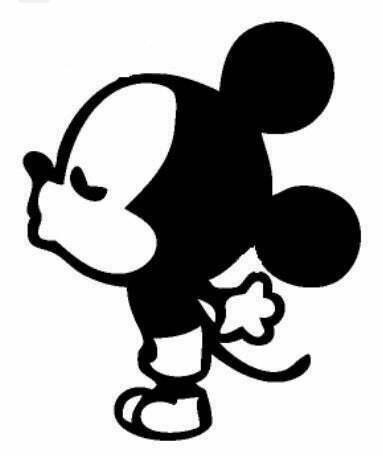 mickey mause beso