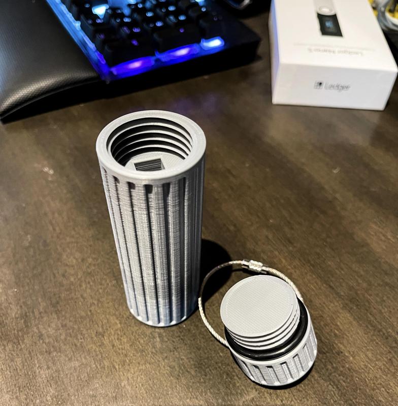 Ledger Nano X Container