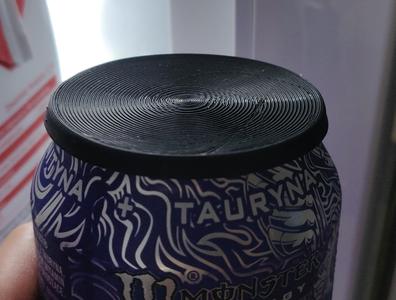 Elastic cap for a regular soda can