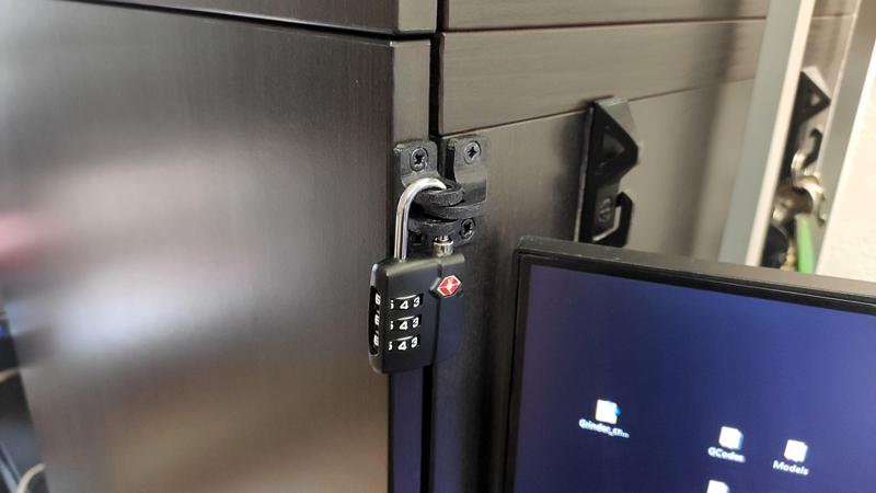 Mounts for the padlock