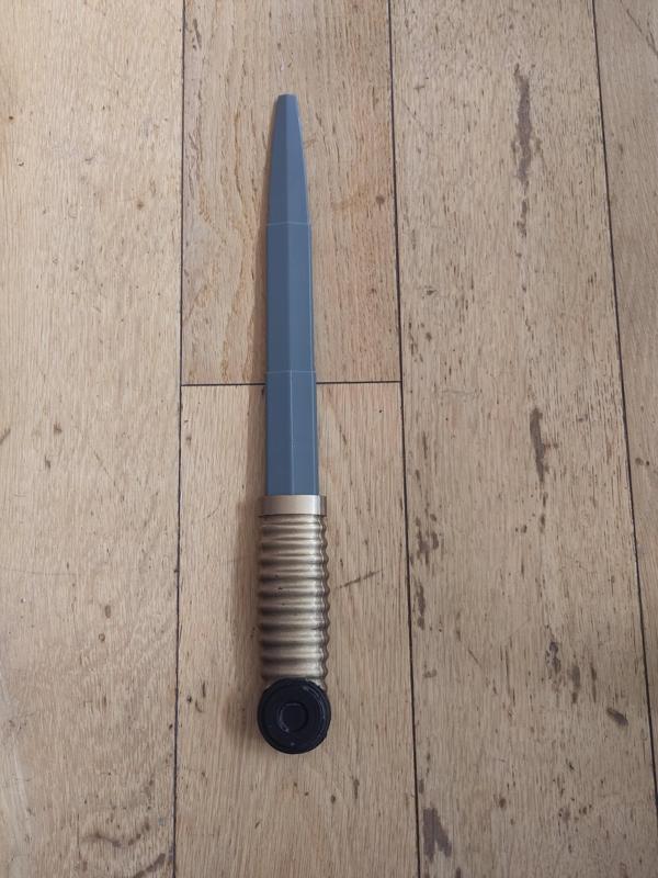 Collapsing Dagger Removable Blades  - No guard