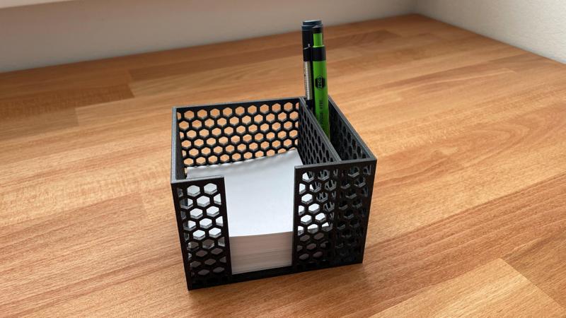 note block stand with pen compartment