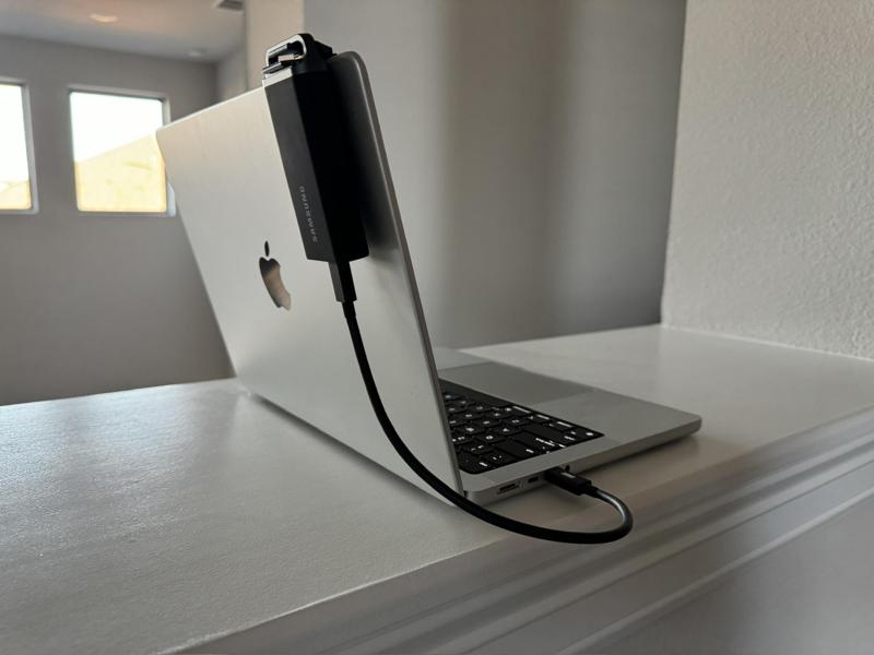 T5 EVO MacBook Pro Display Clip