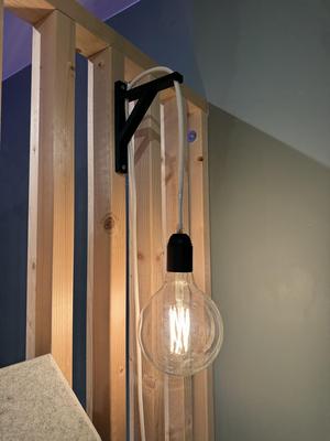 Lamp wall mount
