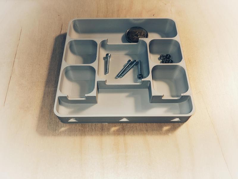 Small Parts Tray / Tablett für Kleinteile