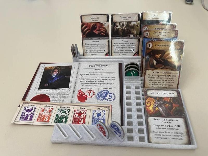 Player Board Eldritch Horror (3mm wider for sleved cards)