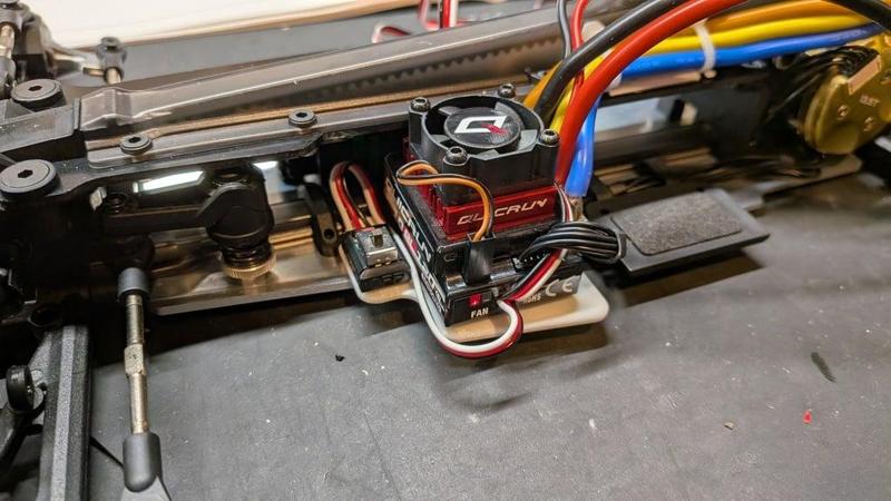 Kyosho Optima Mid ESC Plate