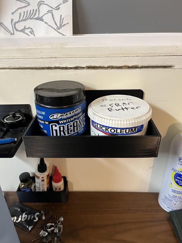 Wall Mount Bin (parametric)