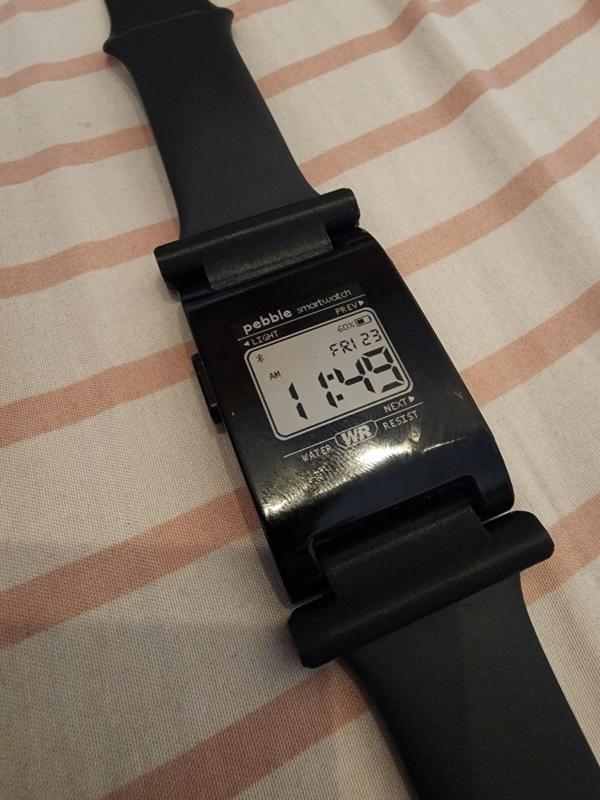 Pebble to Apple watch band adapater