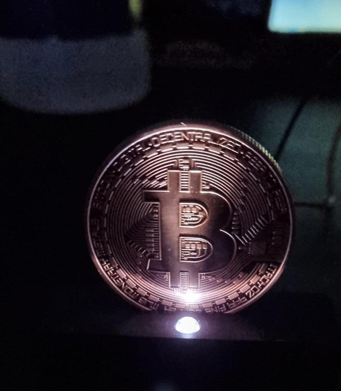 Bitcoin Monitor with LED