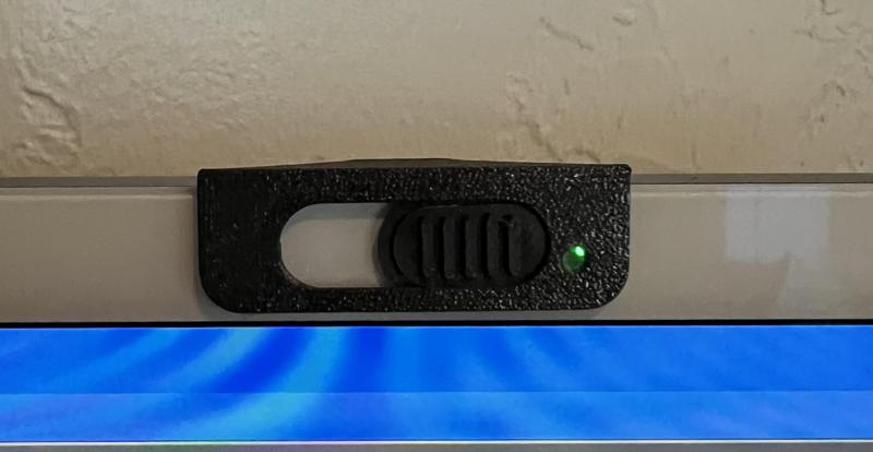 iMAC Camera Cover with port for 'active camera'