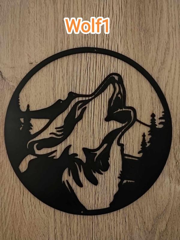 Wolves lunar eclipse