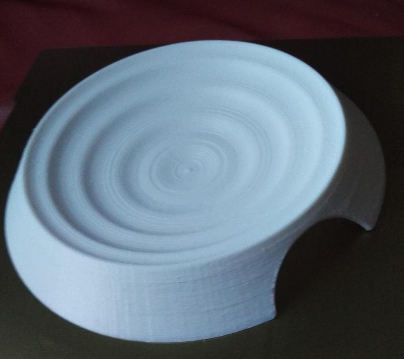 Whisker friendly cat bowl