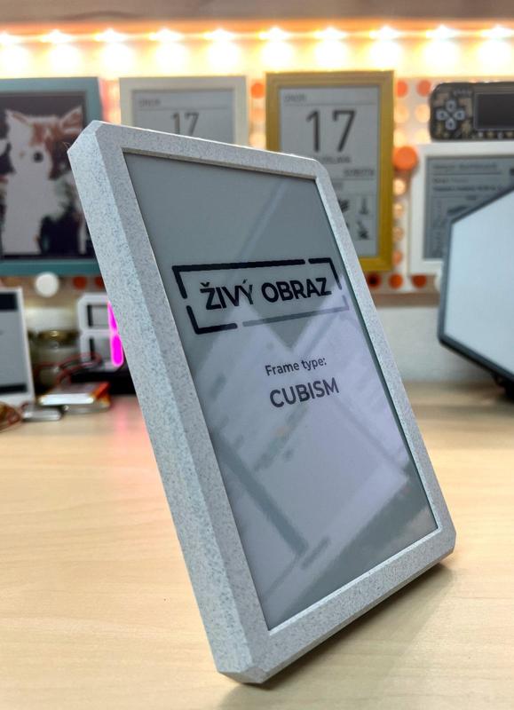 E-ink 7" case developed for zivyobraz.eu (Martin - cubism version)