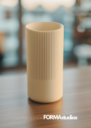Vase - FORMAstudios V007