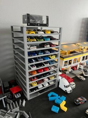 hotwheels 1/64 scale parking garage (modular)