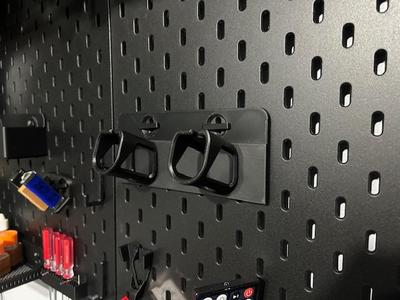 Ryobi Battery T-Clip Mount for IKEA SKADIS