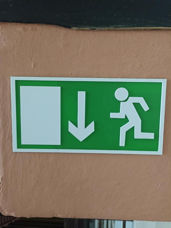 Bezpečnostní cedule Únikový východ dolu