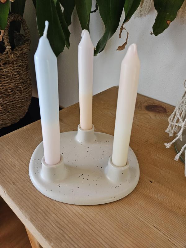 Candle holder