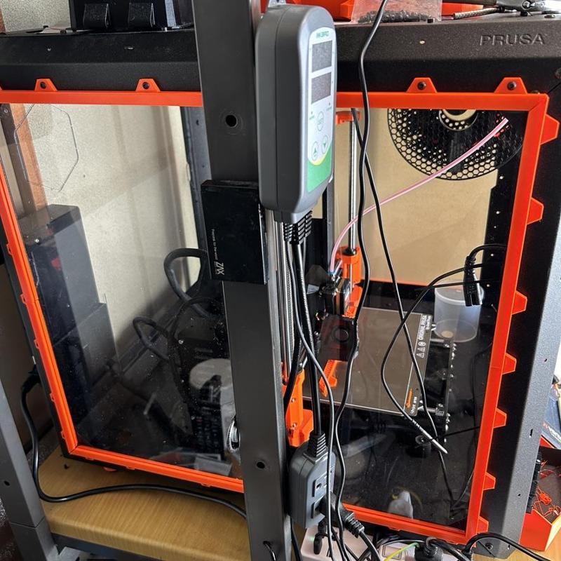 Enclosure SlideDoor (open on the side)