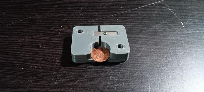 pet bottle cutter with a coin inset