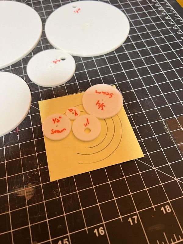 Circle Sewing Template w/ Seam Allowance offsets