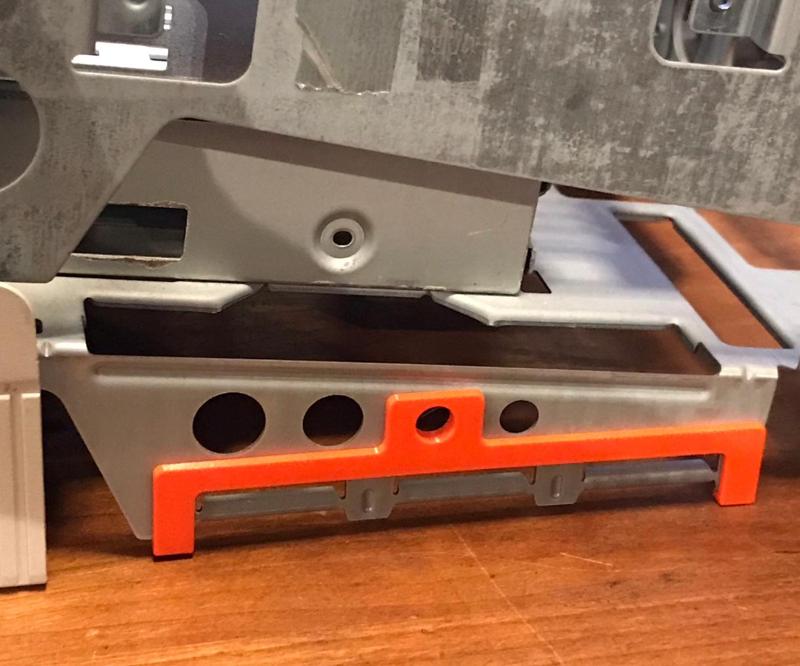 Macintosh SE30 desk-saver feet