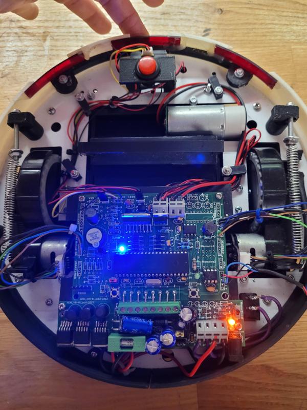 robot aspirateur R.A.P.E